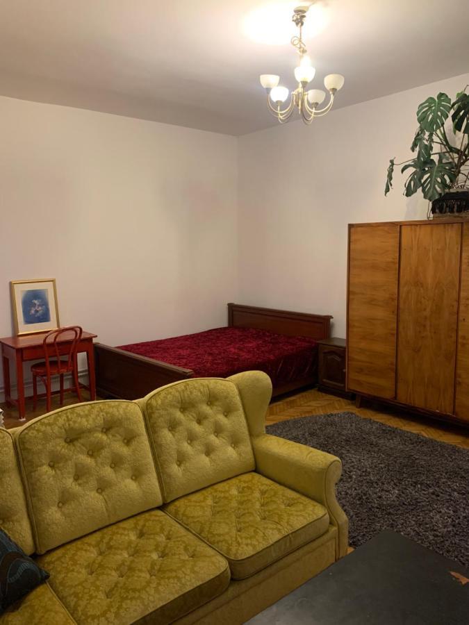Central Rooms Przemysl Bagian luar foto